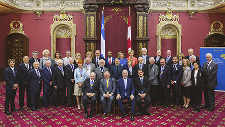 Photo de groupe avec les nominés à l’Ordre national du Québec pour l’année 2018 – cérémonie de remise des insignes.